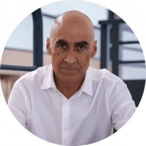 Imagen de César García