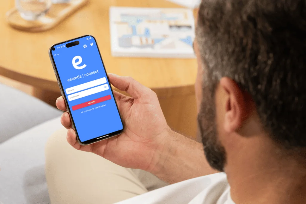 Esemtia Connect comunicación familia-escuela